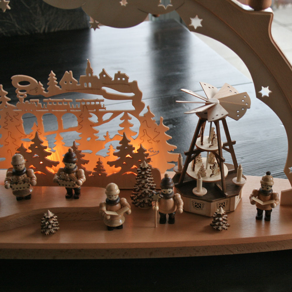 3D Schwibbogen Lichterbogen - Motiv: Weihnacht hell Seiffener Kirche mit Pyramide (Winterlandschaft)